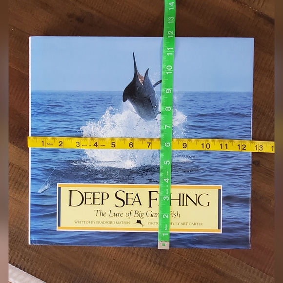 "Deep Sea Fishing The Lure of Big Fish Game" Hardback Table Book, 1994, Vintage - Picture 14 of 16